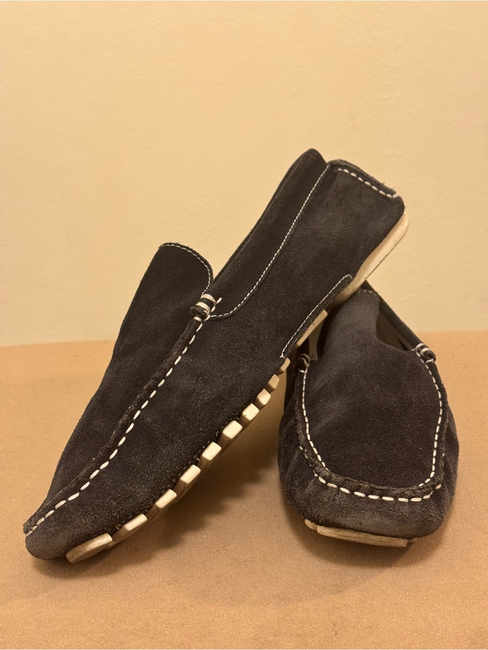 Calvin Klein Suede Driving Loafers – Men’s Size 9